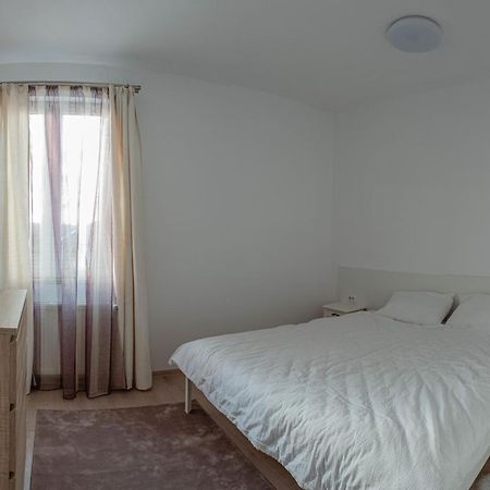 Solomon Apartments Ap 3 Sîngeorgiu de Mureş Eksteriør billede