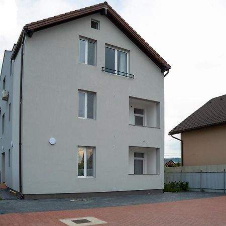 Solomon Apartments Ap 3 Sîngeorgiu de Mureş Eksteriør billede