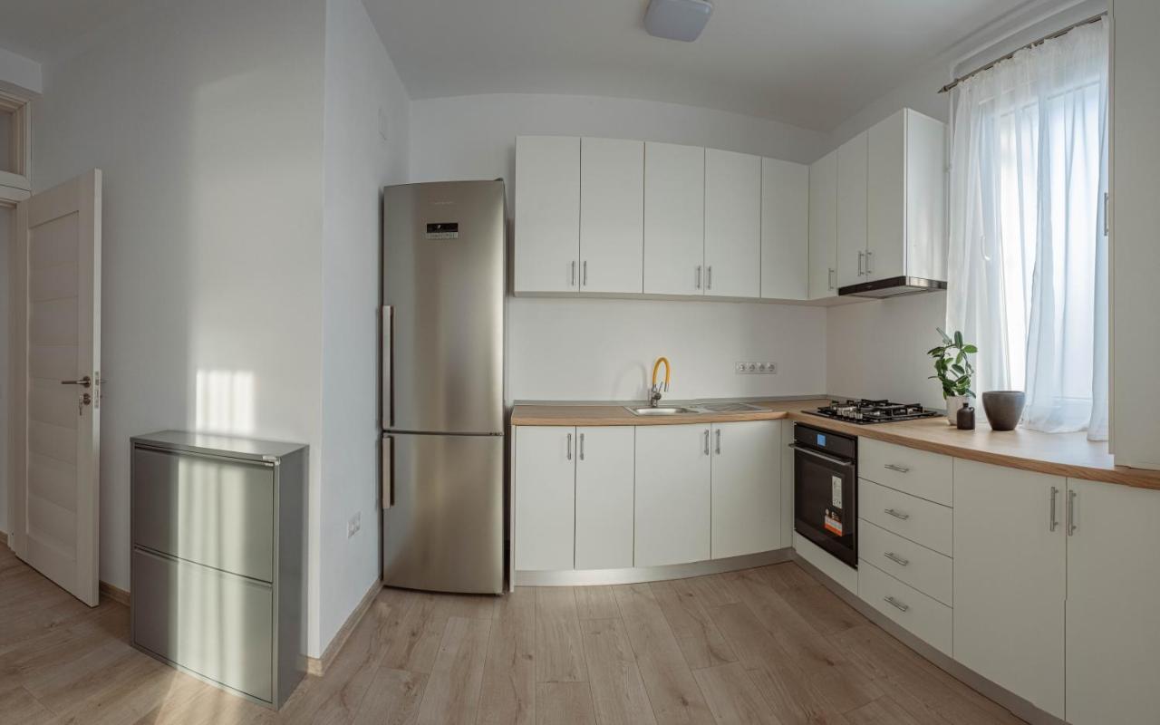 Solomon Apartments Ap 3 Sîngeorgiu de Mureş Eksteriør billede